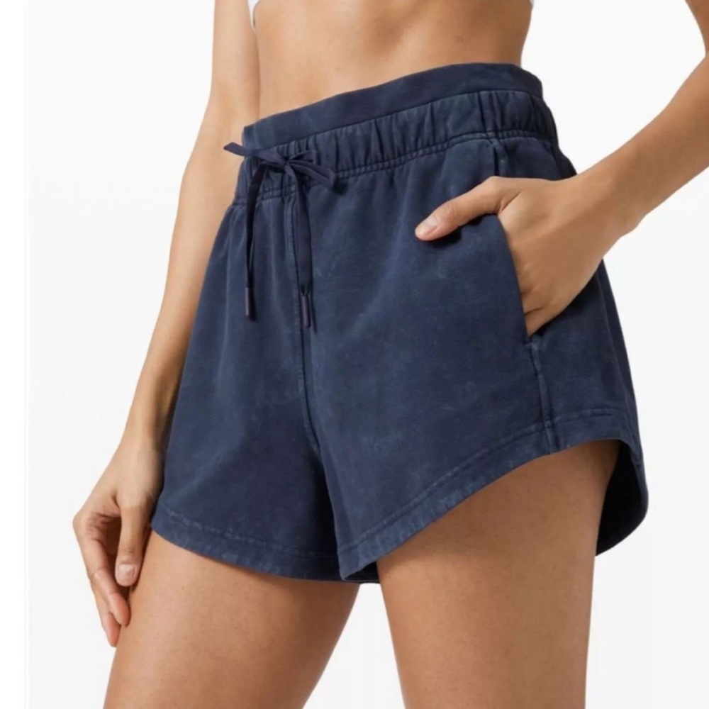Lululemon Inner Glow Short Acid Dye True Navy 🍋